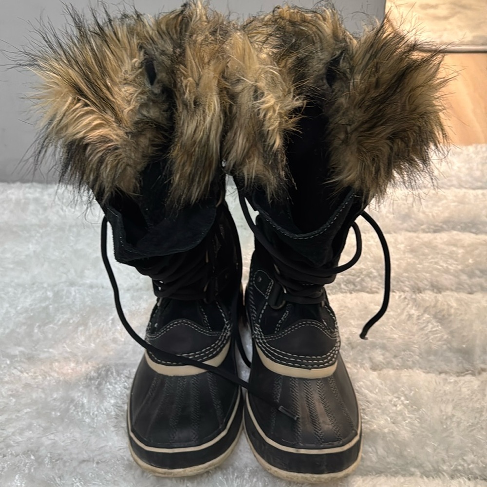 Sorel Joan of Arctic winter boots